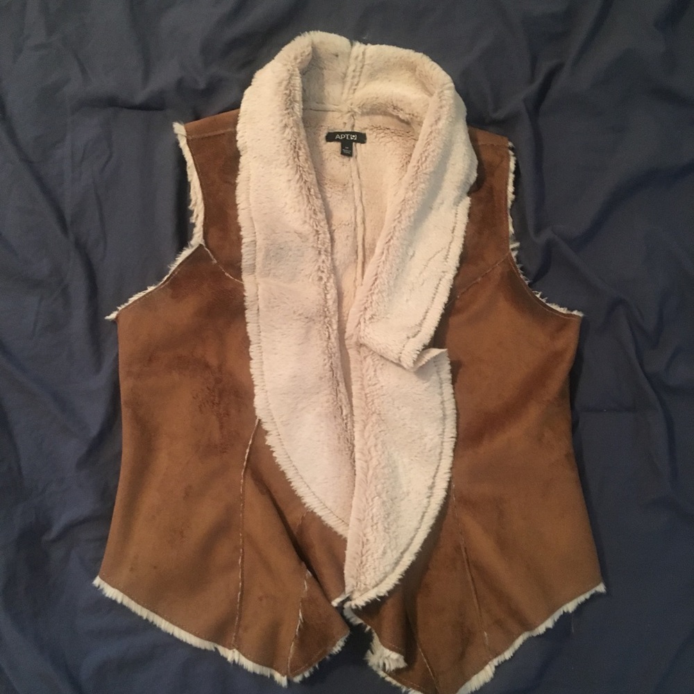 Brown faux fur vest - so soft!!